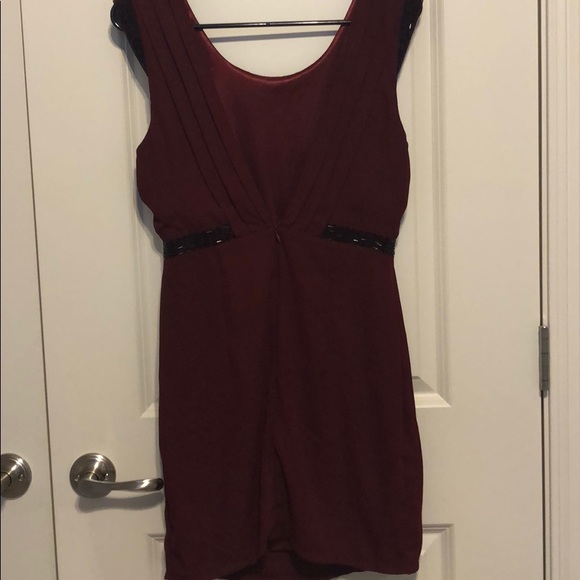 Dress - Picture 4 of 4